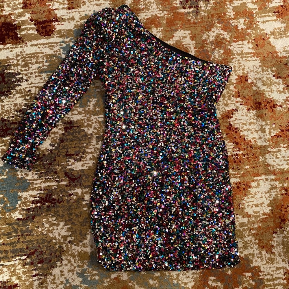 One shoulder sequin party dress
